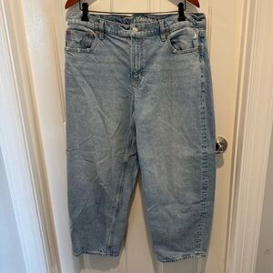 American Eagle Outfitters Light Wash Denim Barrel Jeans Size 14